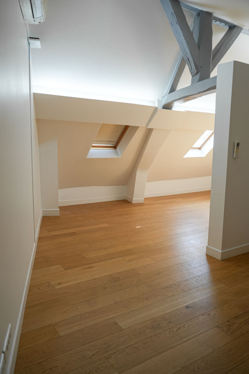 
                                                Location
                                                 Location Bureaux Paris 75009