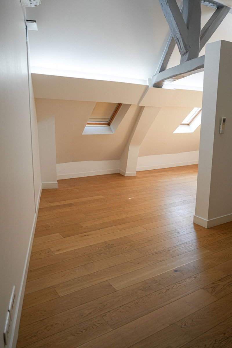 
                                                Location
                                                 Location Bureaux Paris 75009