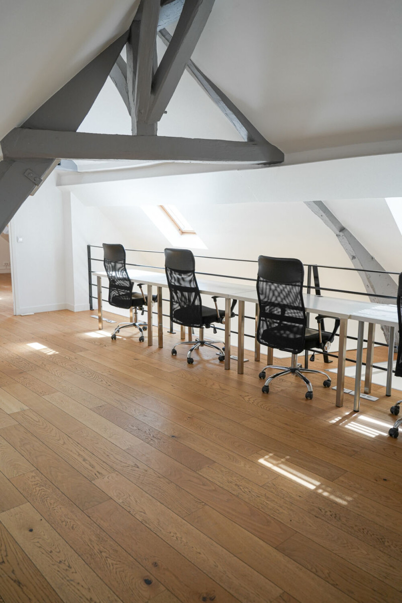 
                                                Location
                                                 Location Bureaux Paris 75009