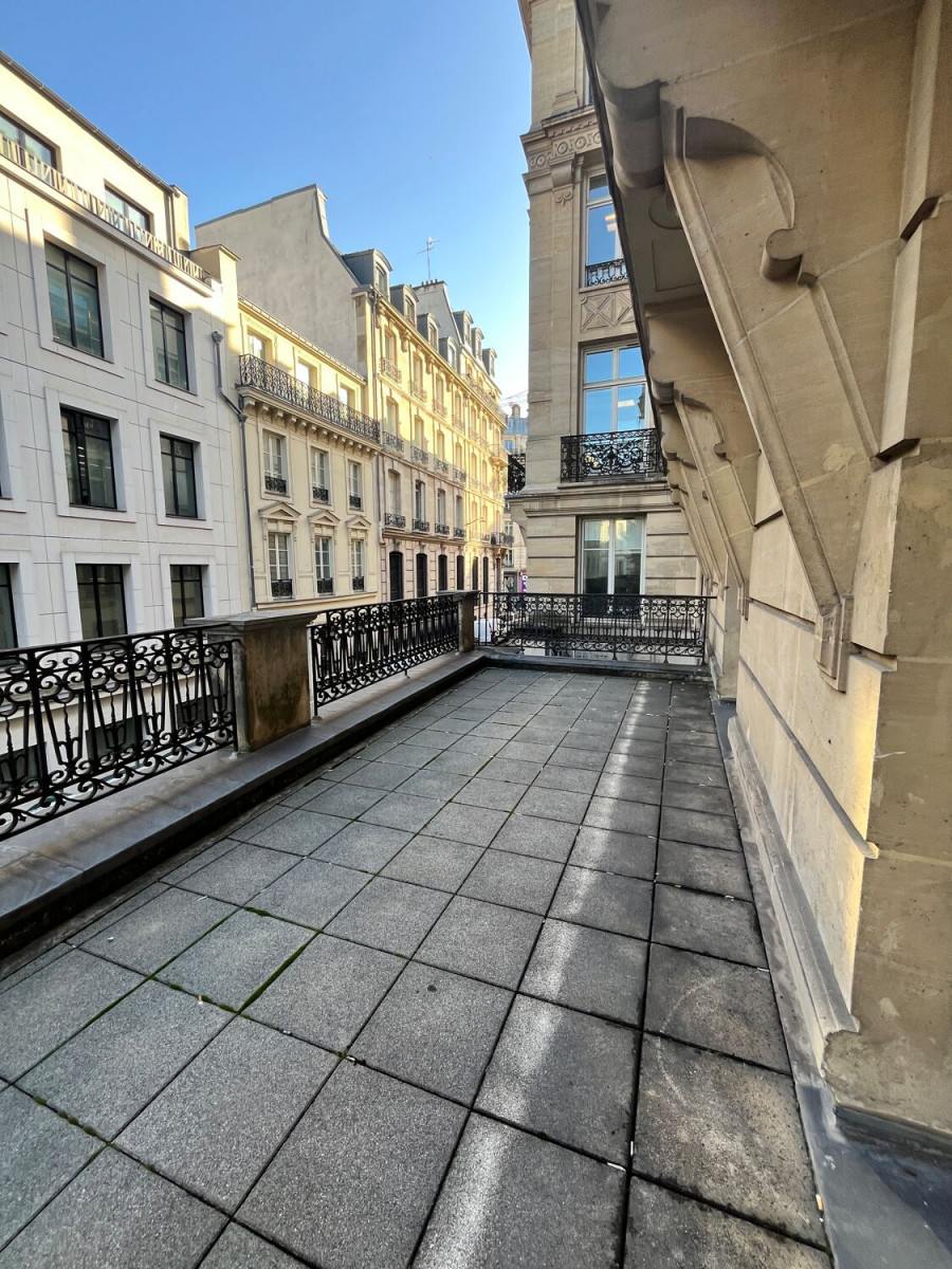 
                                                Location
                                                 Location Bureaux Paris 75009