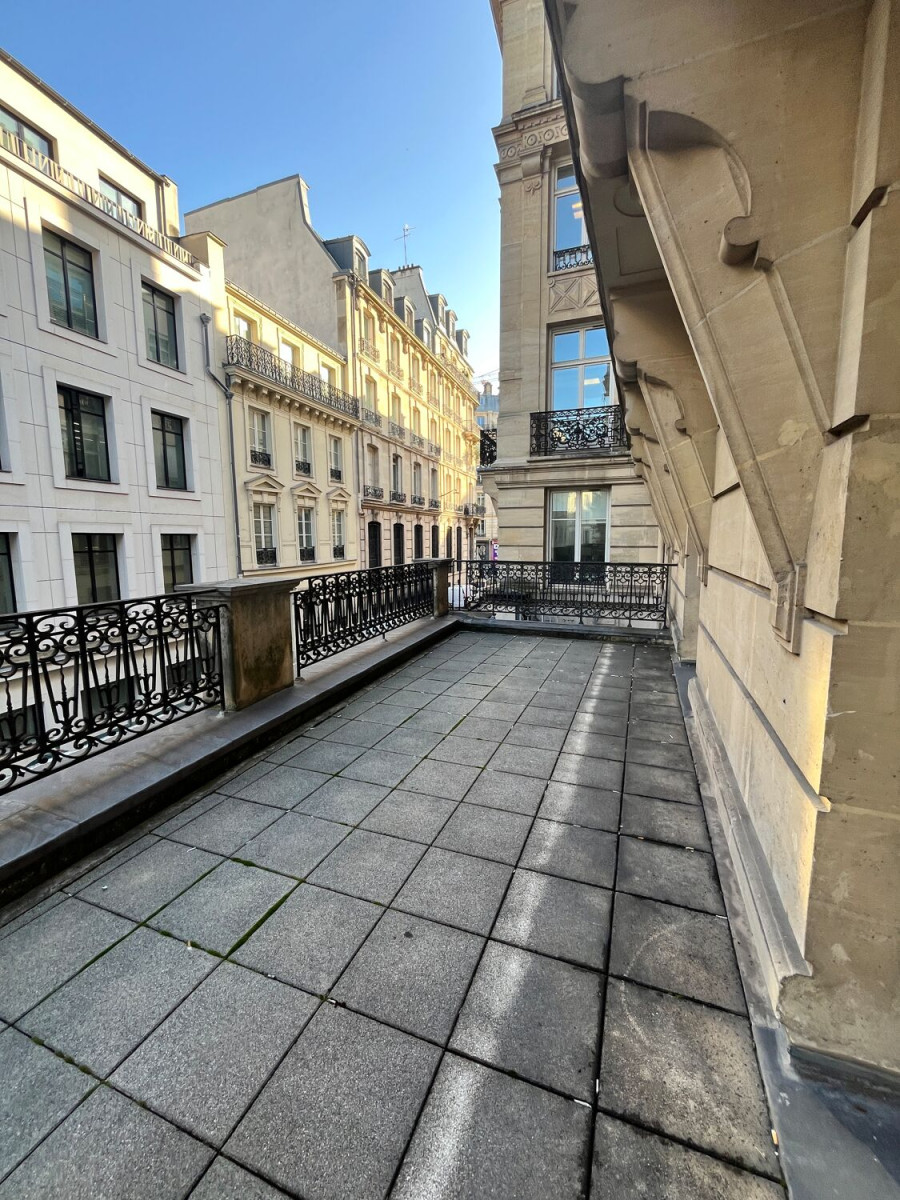 
                                                Location
                                                 Location Bureaux Paris 75009