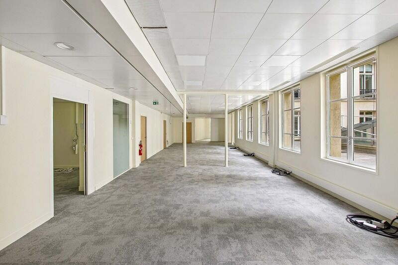 
                                                Location
                                                 Location Bureaux Paris 75009