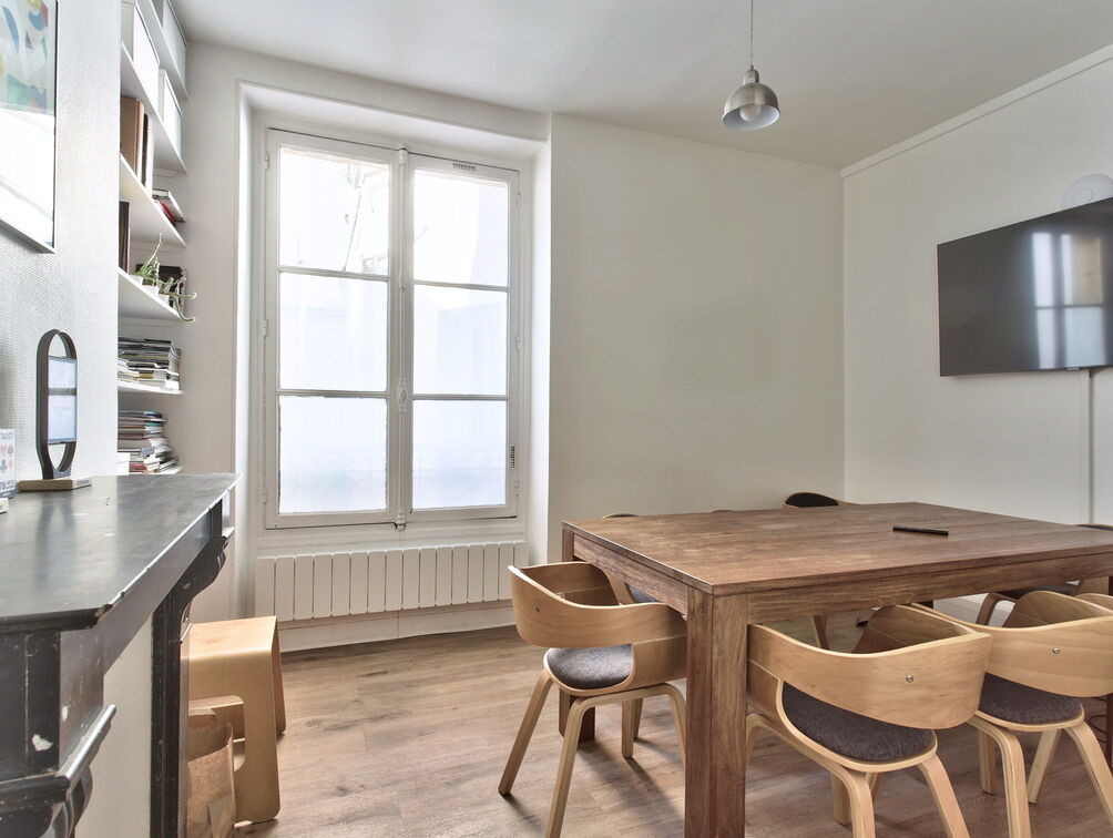 
                                                Location
                                                 Location Bureaux Paris 75009