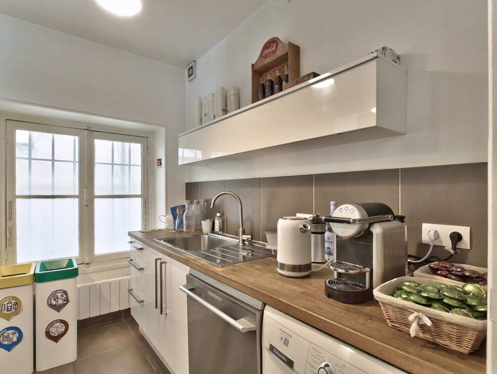 
                                                Location
                                                 Location Bureaux Paris 75009