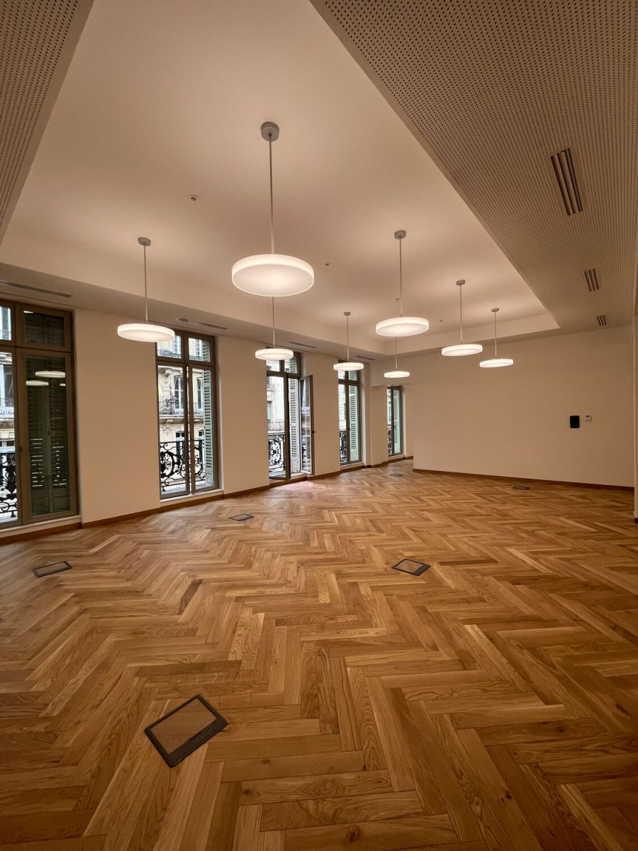 
                                                Location
                                                 Location Bureaux Paris 75009
