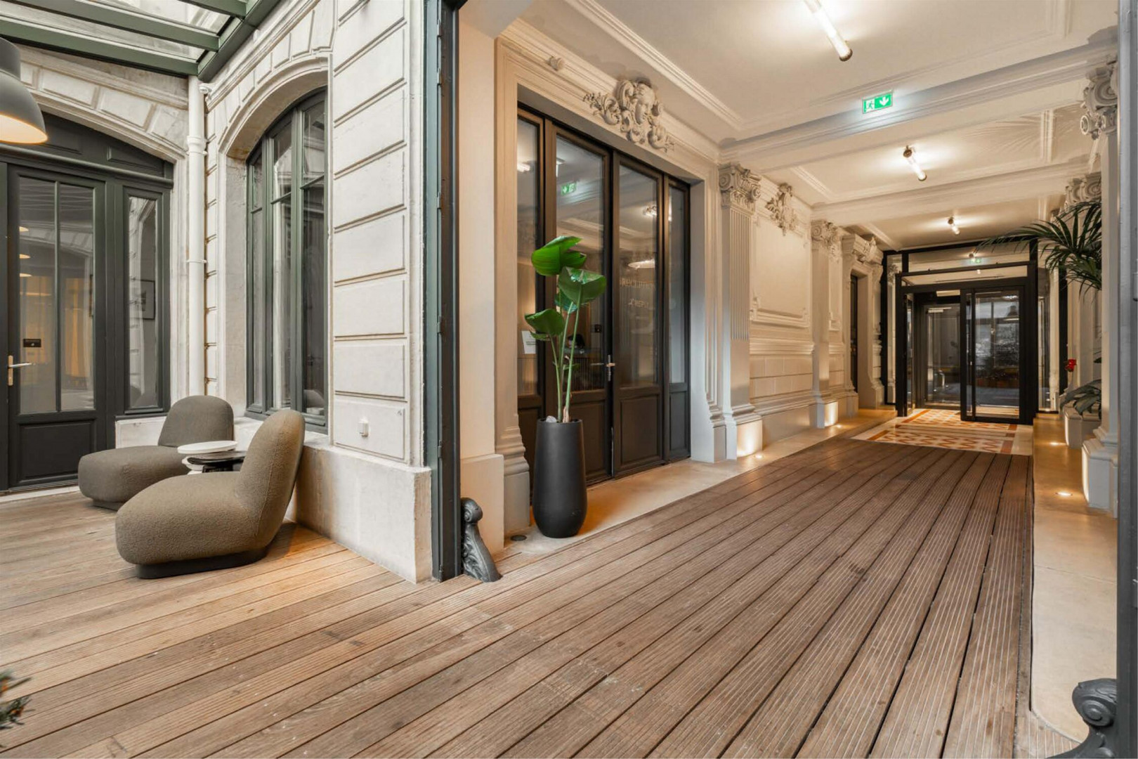 
                                                Location
                                                 Location Bureaux Paris 75009
