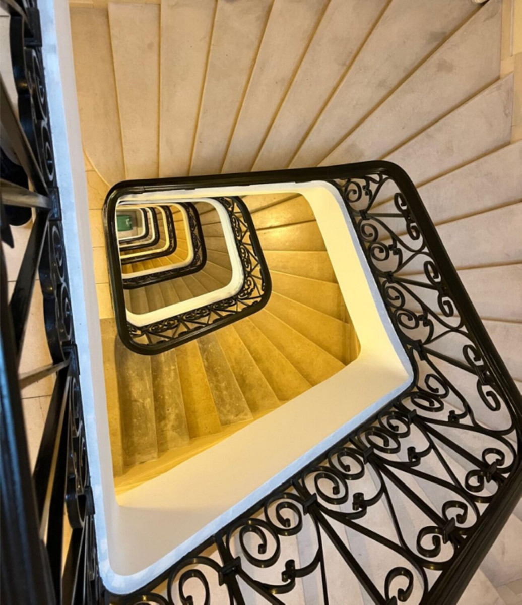 
                                                Location
                                                 Location Bureaux Paris 75009