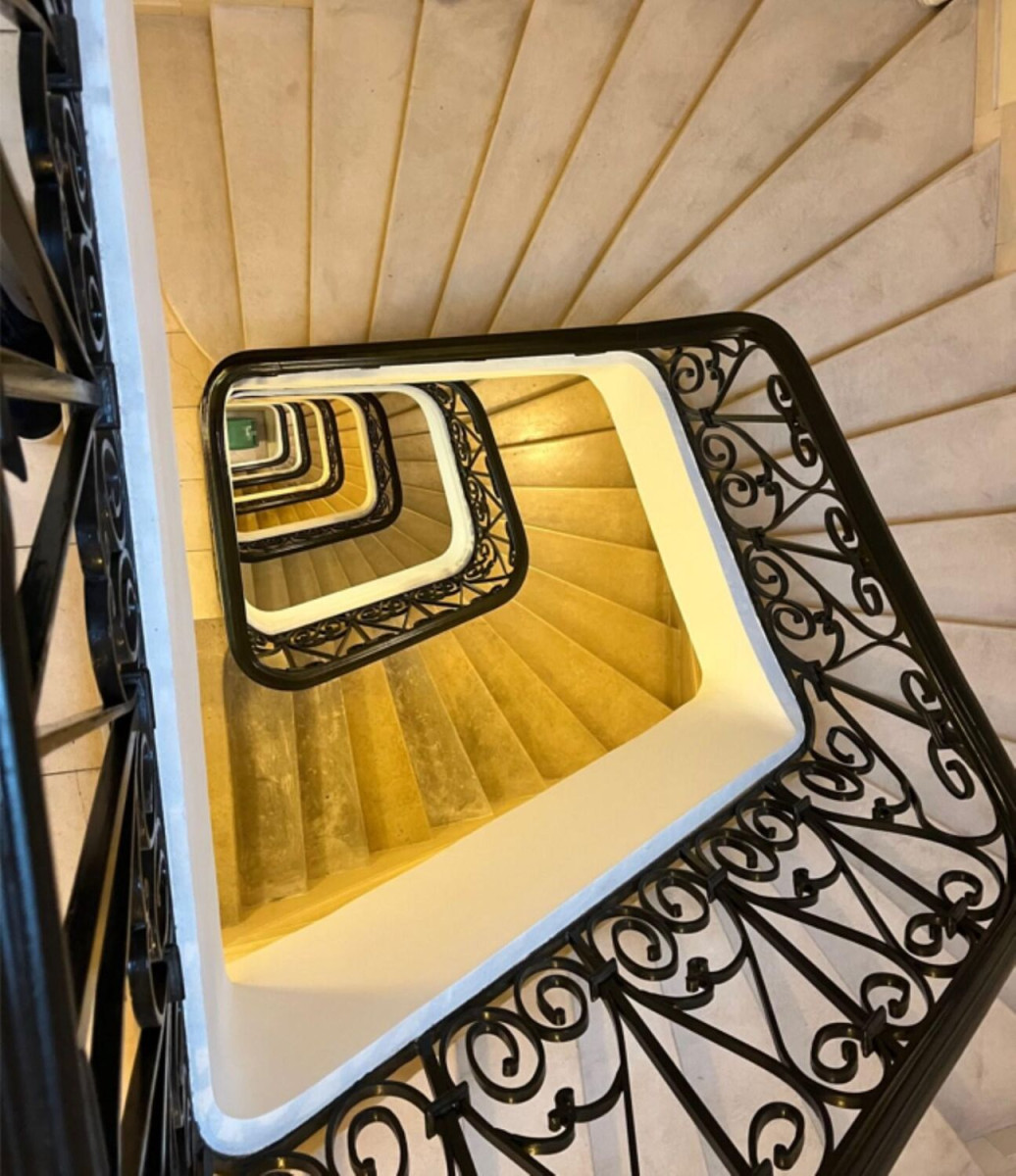 
                                                Location
                                                 Location Bureaux Paris 75009