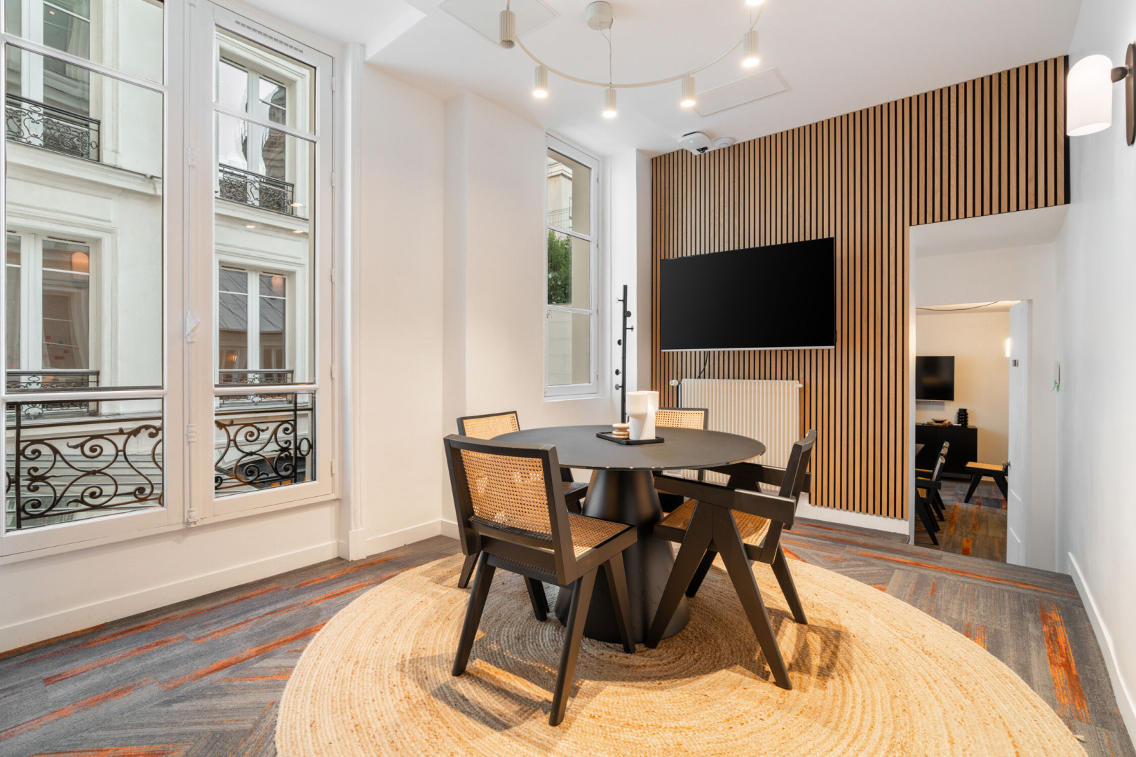 
                                                Location
                                                 Location Bureaux Paris 75009