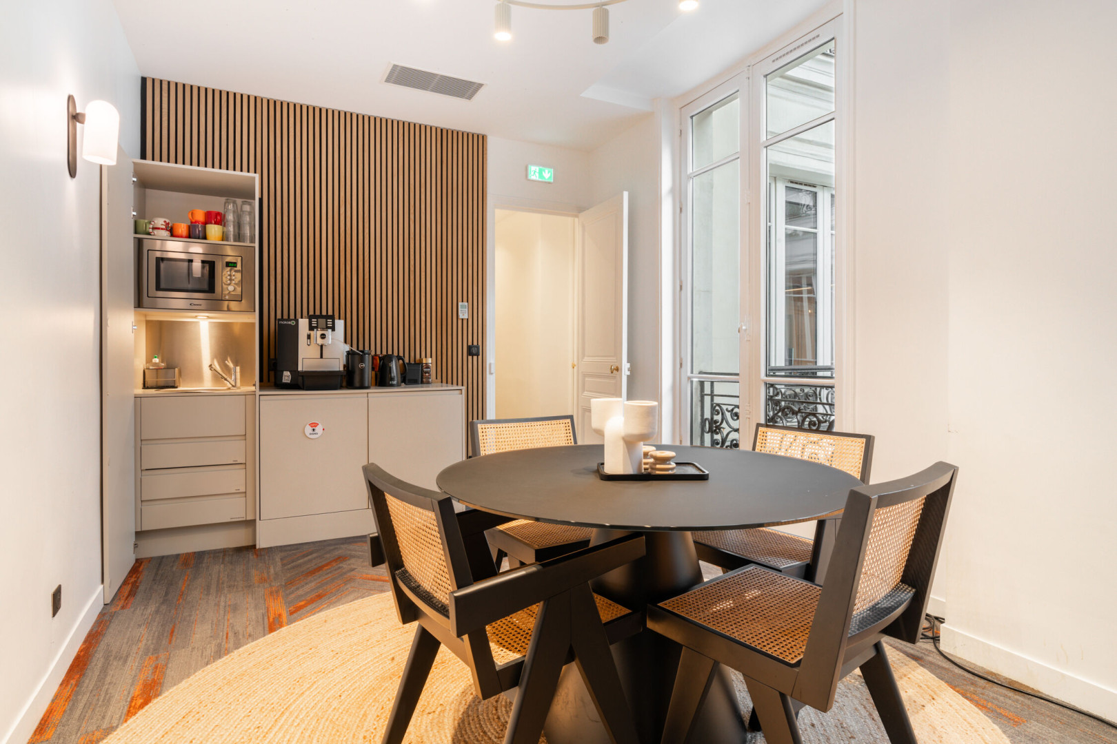 
                                                Location
                                                 Location Bureaux Paris 75009