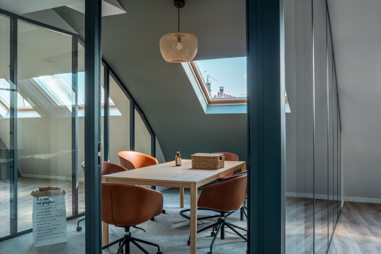 
                                                Location
                                                 Location Bureaux Paris 75009