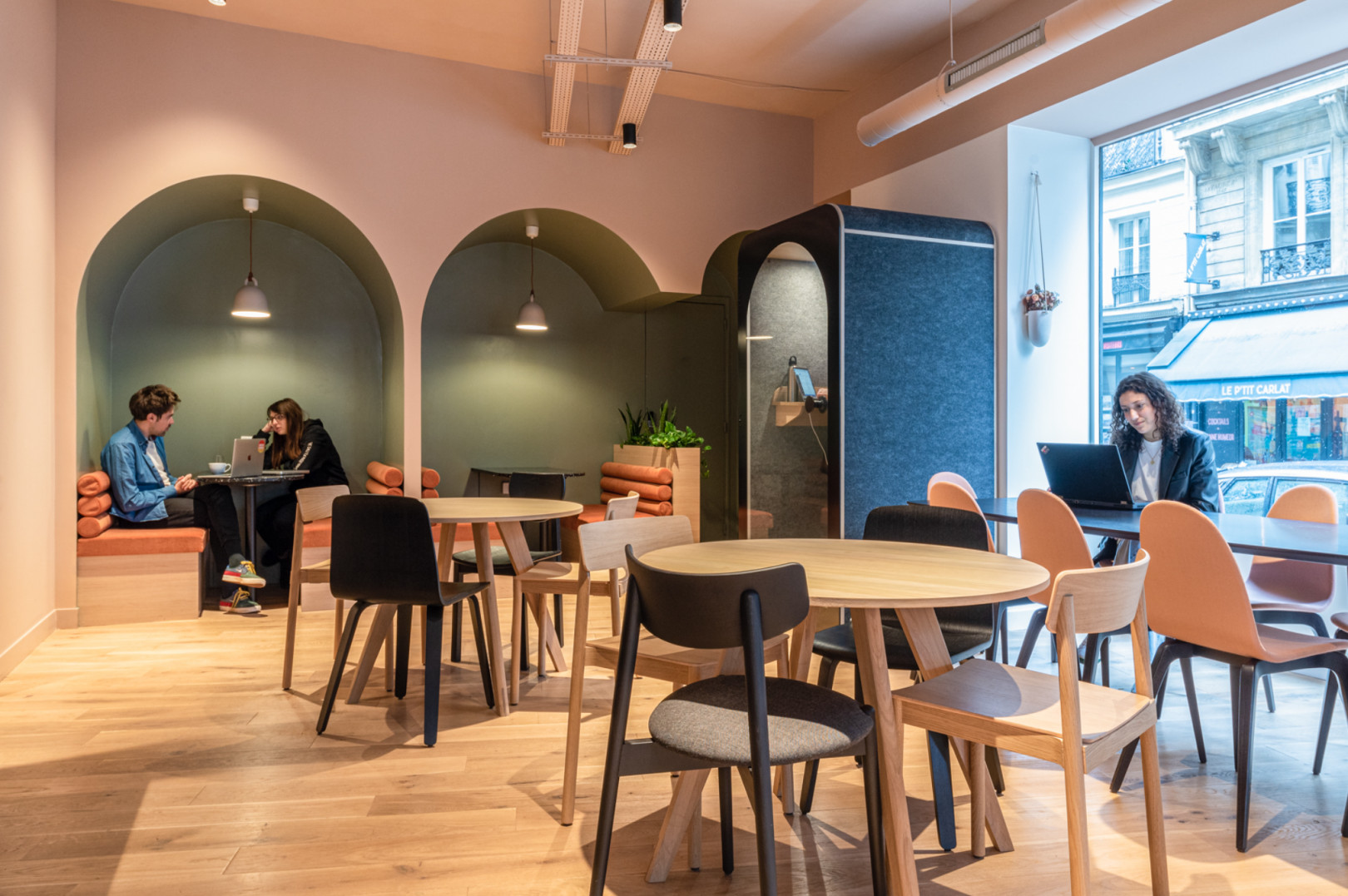 
                                                Location
                                                 Location Bureaux Paris 75009