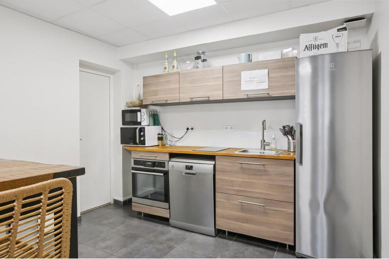 
                                                Location
                                                 Location Bureaux Paris 75009