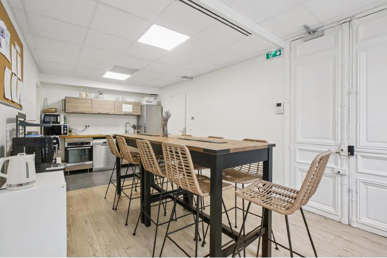 
                                                Location
                                                 Location Bureaux Paris 75009