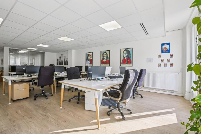 
                                                Location
                                                 Location Bureaux Paris 75009