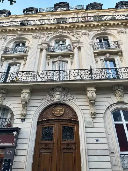 
                                                Location
                                                 Location Bureaux Paris 75009