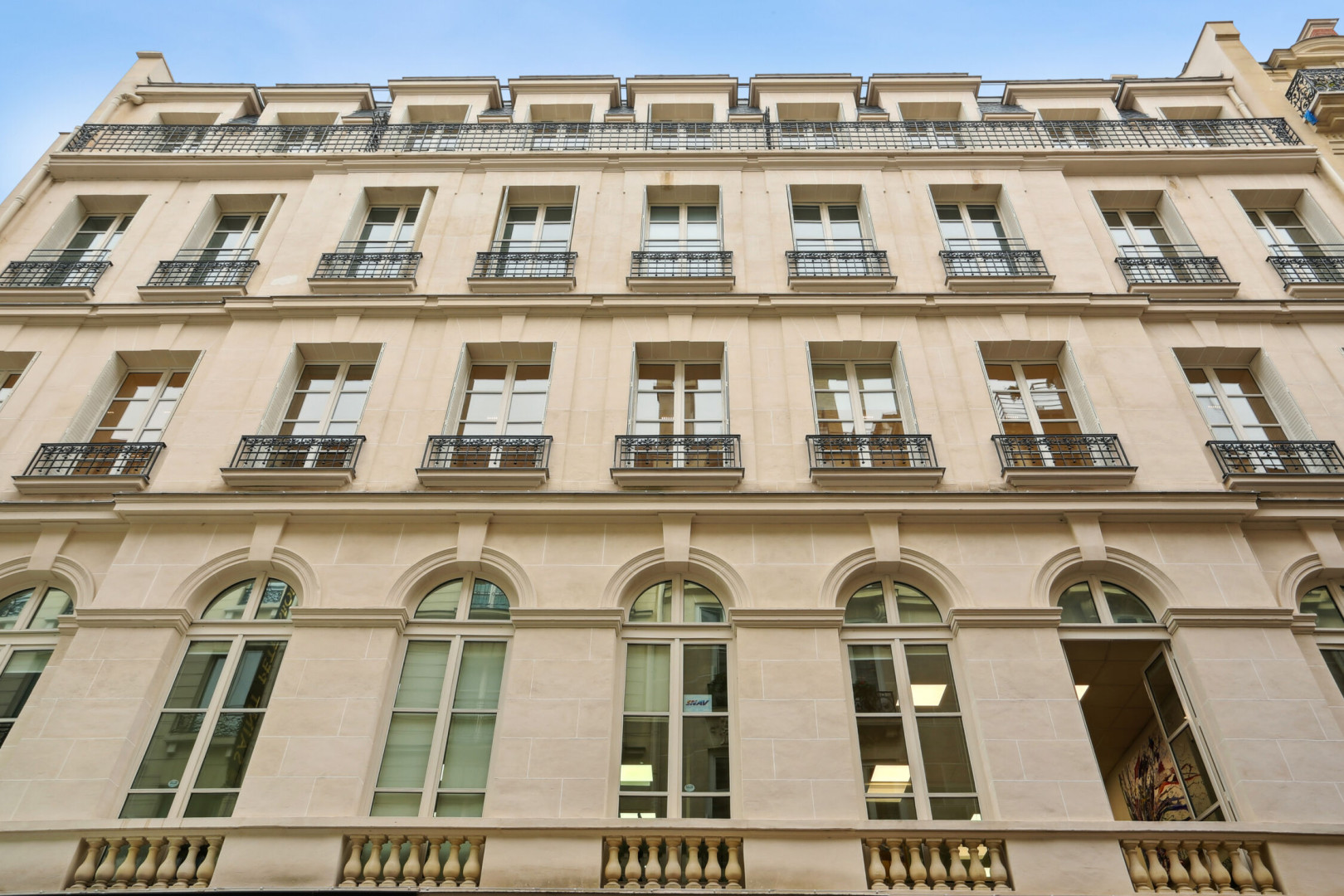 
                                                Location
                                                 Location Bureaux Paris 75009