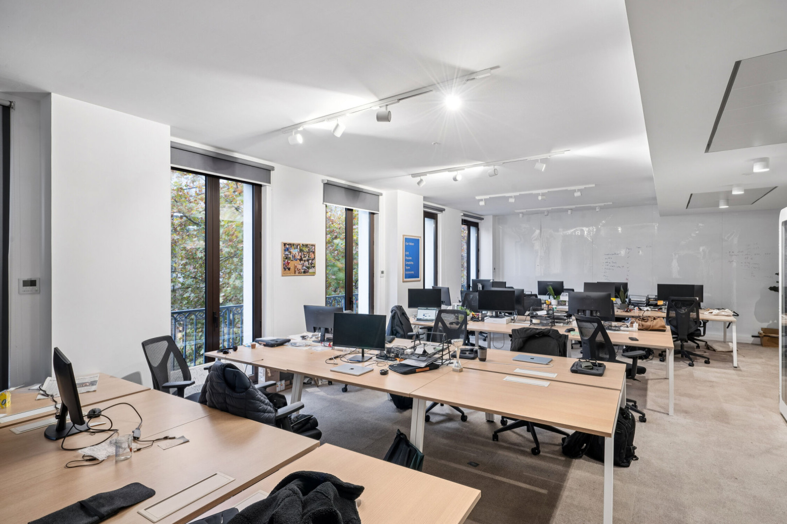 
                                                Location
                                                 Location Bureaux Paris 75009