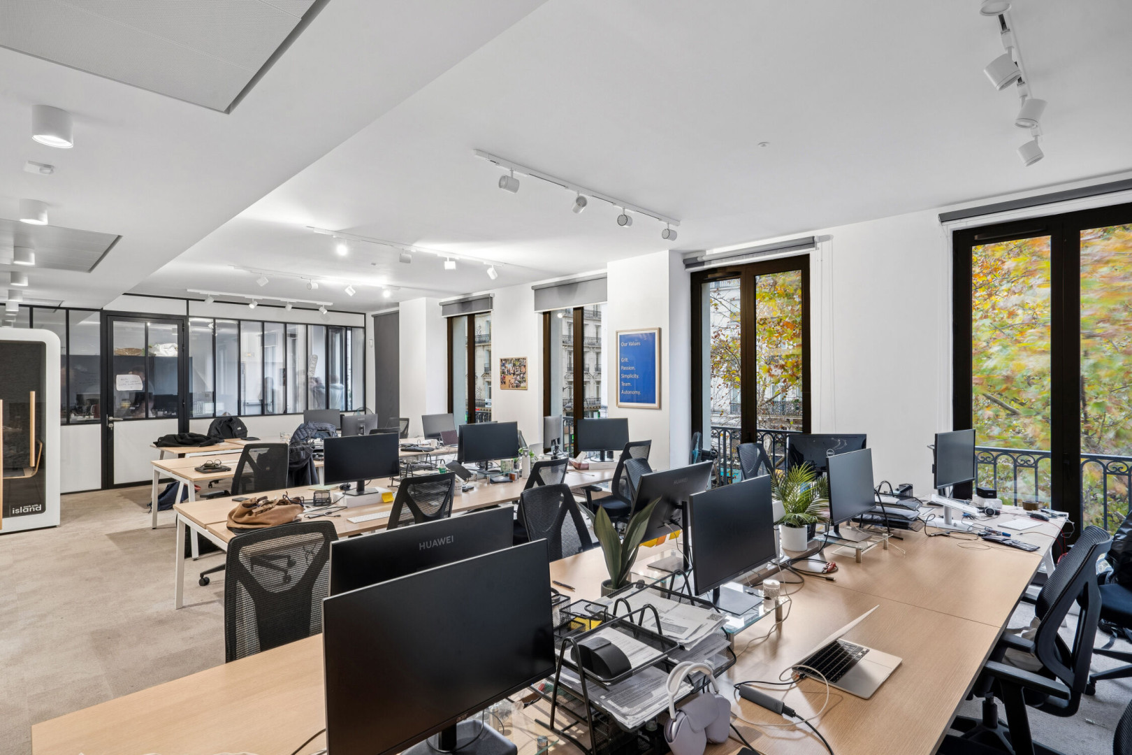 
                                                Location
                                                 Location Bureaux Paris 75009