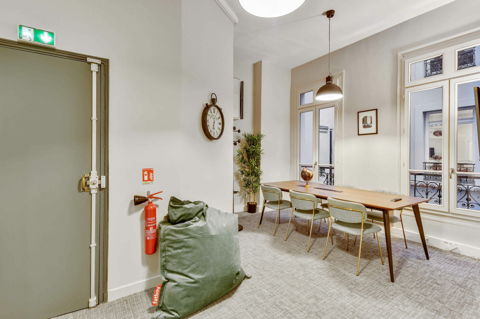 
                                                Location
                                                 Location Bureaux Paris 75009