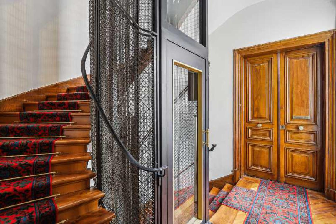 
                                                Location
                                                 Location Bureaux Paris 75009