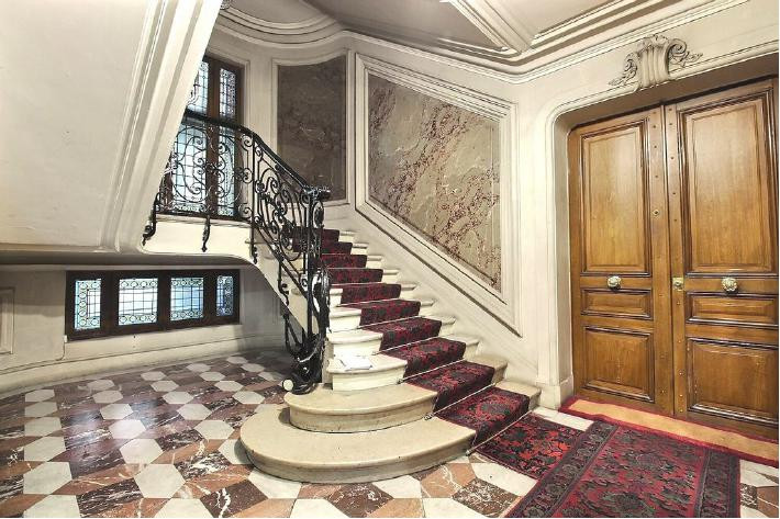 
                                                Location
                                                 Location Bureaux Paris 75009