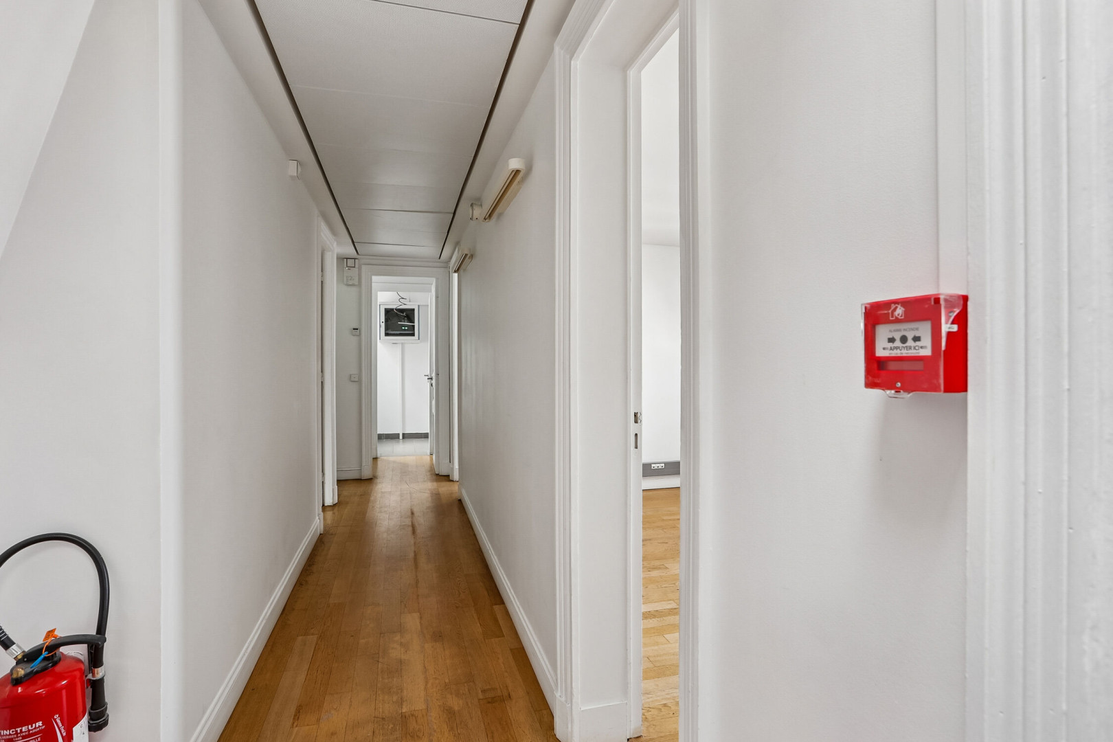 
                                                Location
                                                 Location Bureaux Paris 75009
