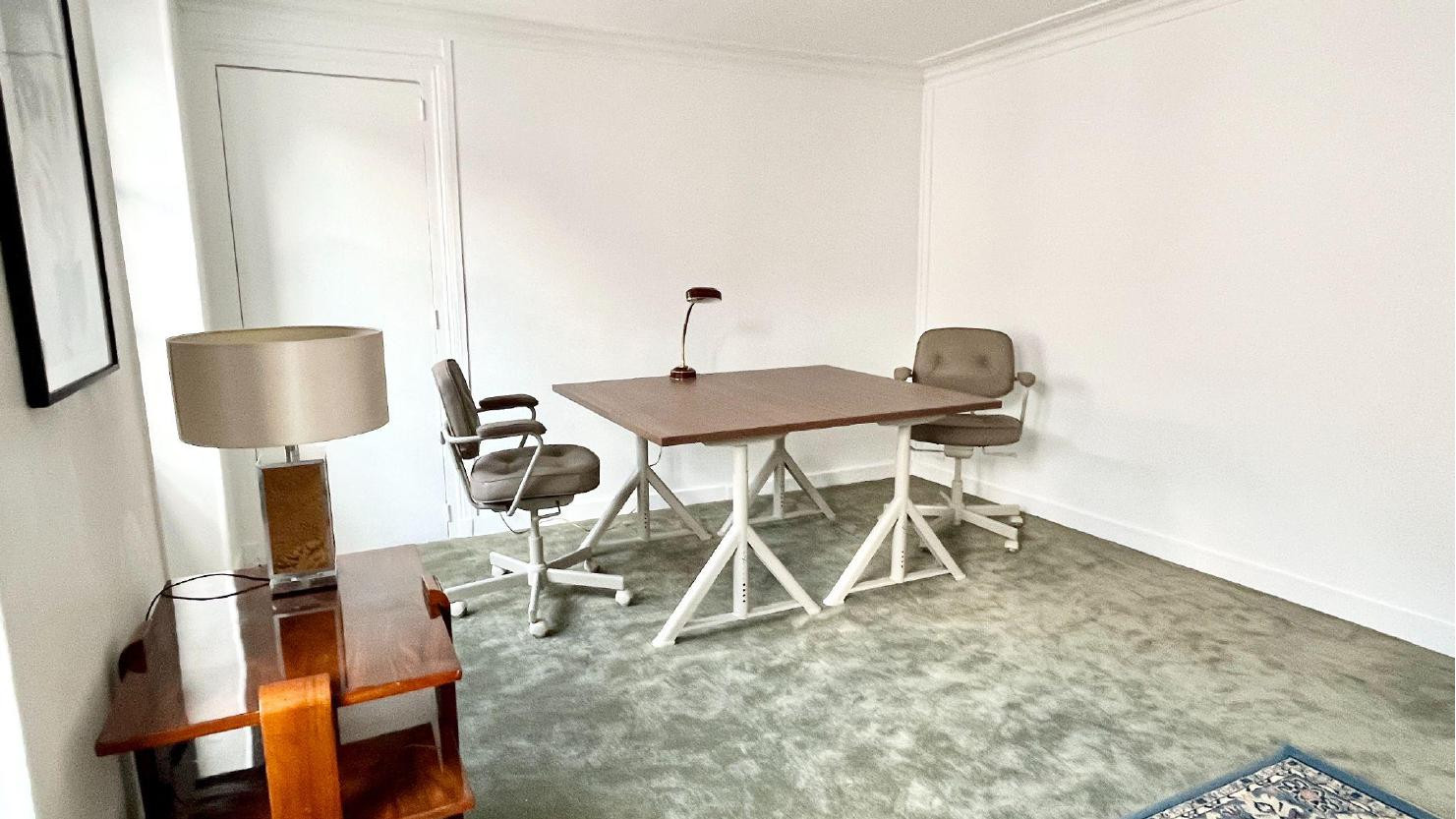 
                                                Location
                                                 Location Bureaux Paris 75009