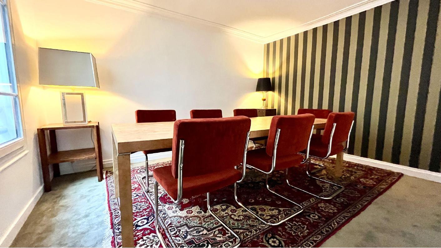 
                                                Location
                                                 Location Bureaux Paris 75009