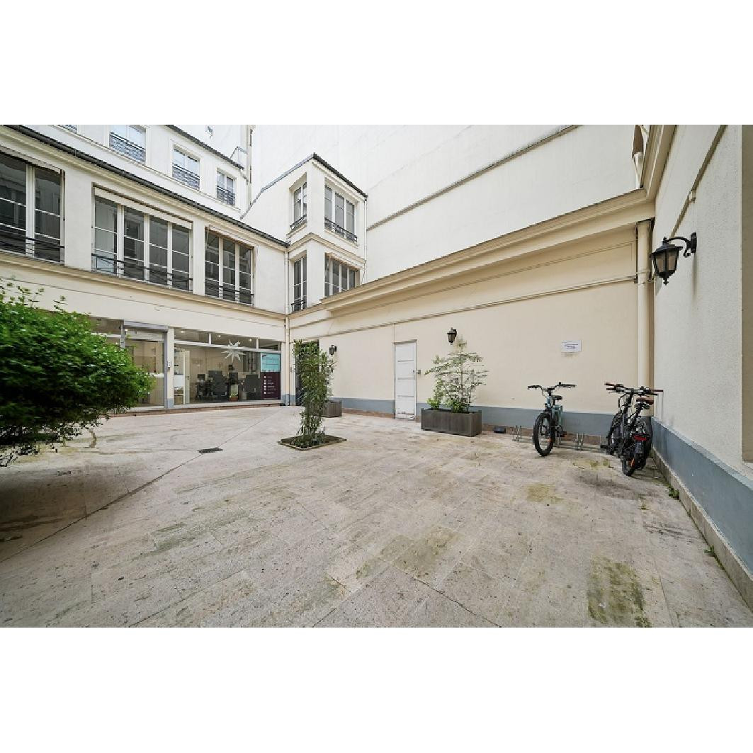 
                                                Location
                                                 Location Bureaux Paris 75009