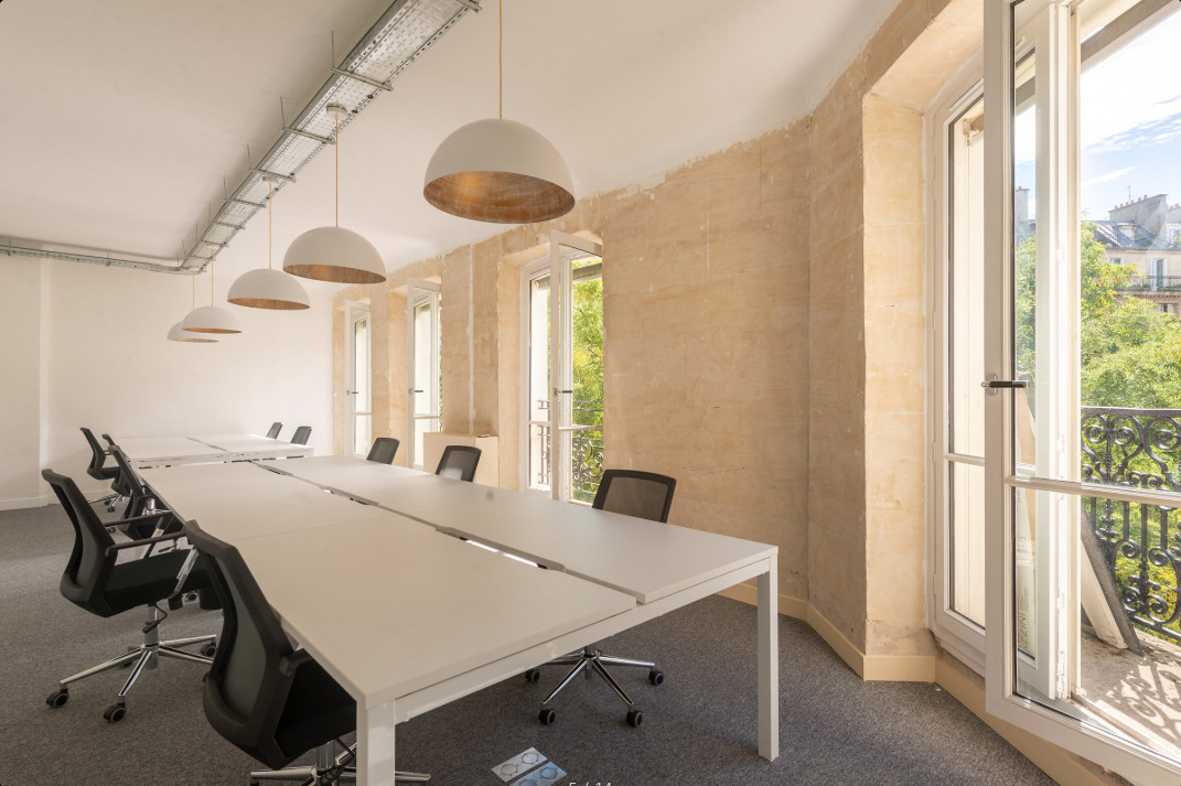 
                                                Location
                                                 Location Bureaux Paris 75009