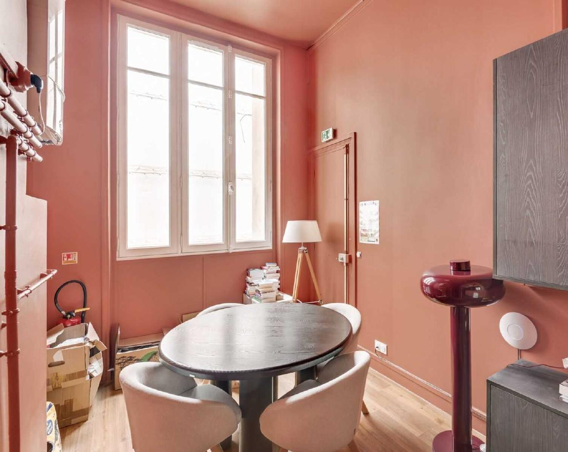 
                                                Location
                                                 Location Bureaux Paris 75009
