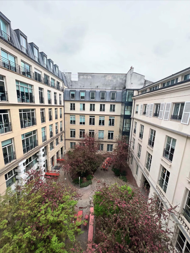 
                                                Location
                                                 Location Bureaux Paris 75009