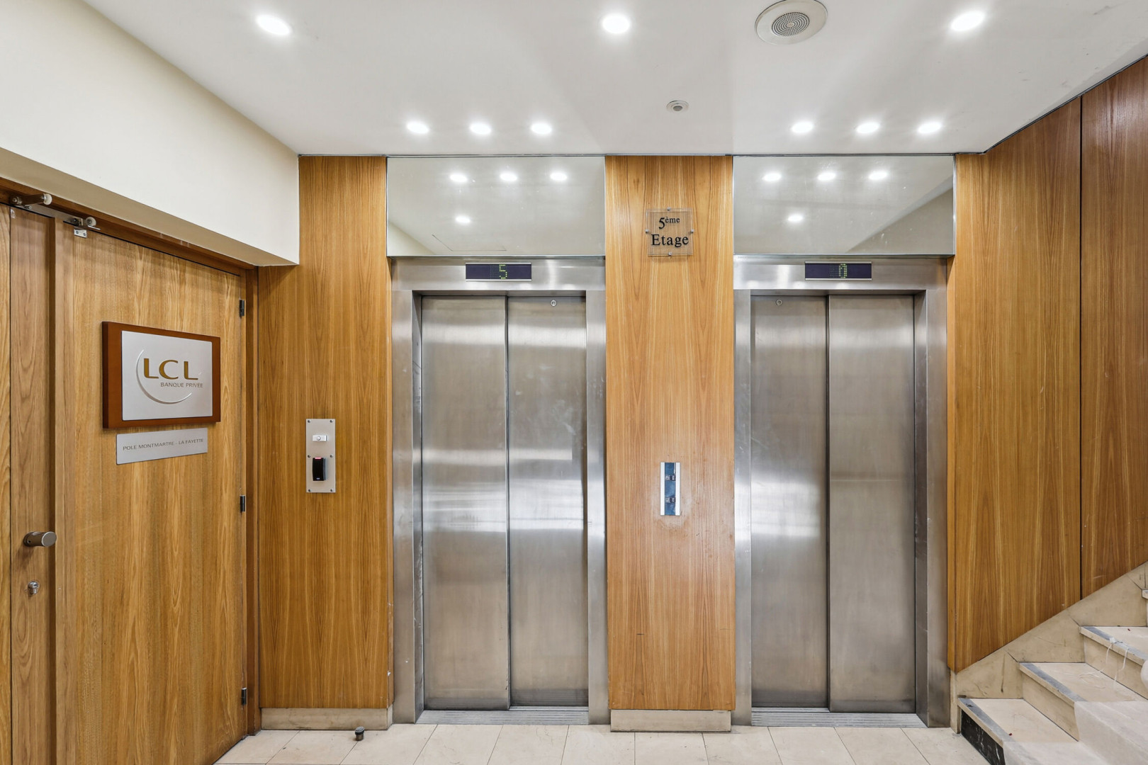 
                                                Location
                                                 Location Bureaux Paris 75009