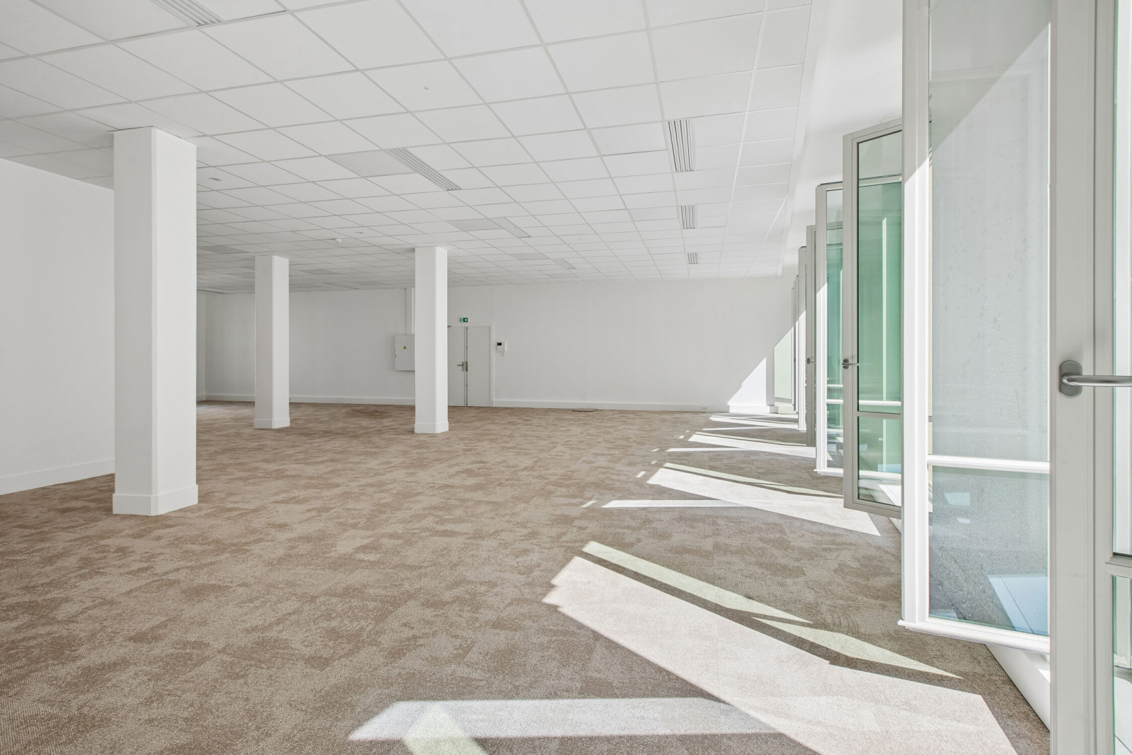 
                                                Location
                                                 Location Bureaux Paris 75009