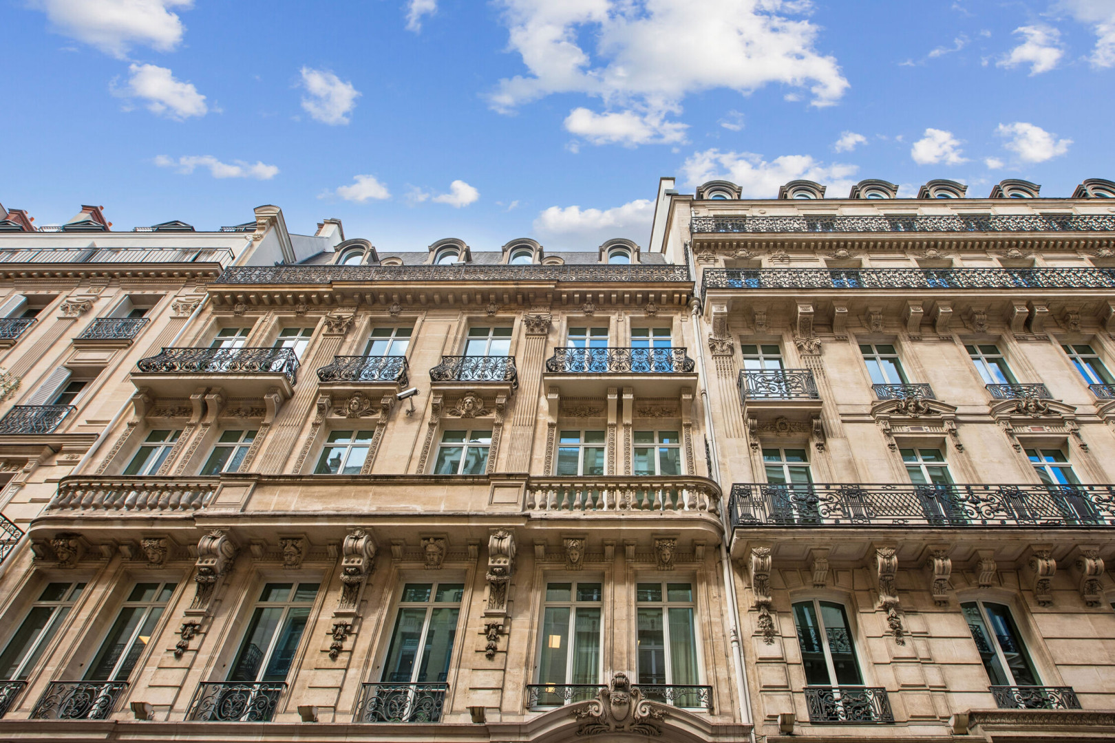 
                                                Location
                                                 Location Bureaux Paris 75009