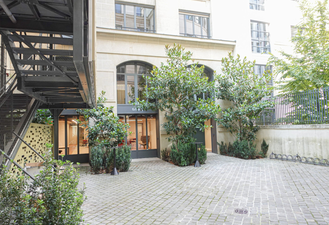 
                                                Location
                                                 Location Bureaux Paris 75009