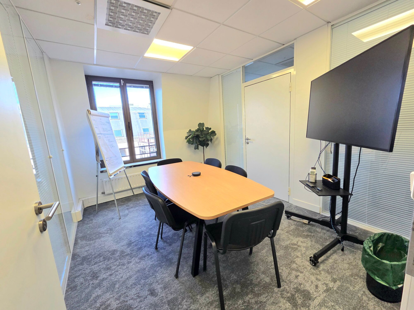 
                                                Location
                                                 Location Bureaux Paris 75009