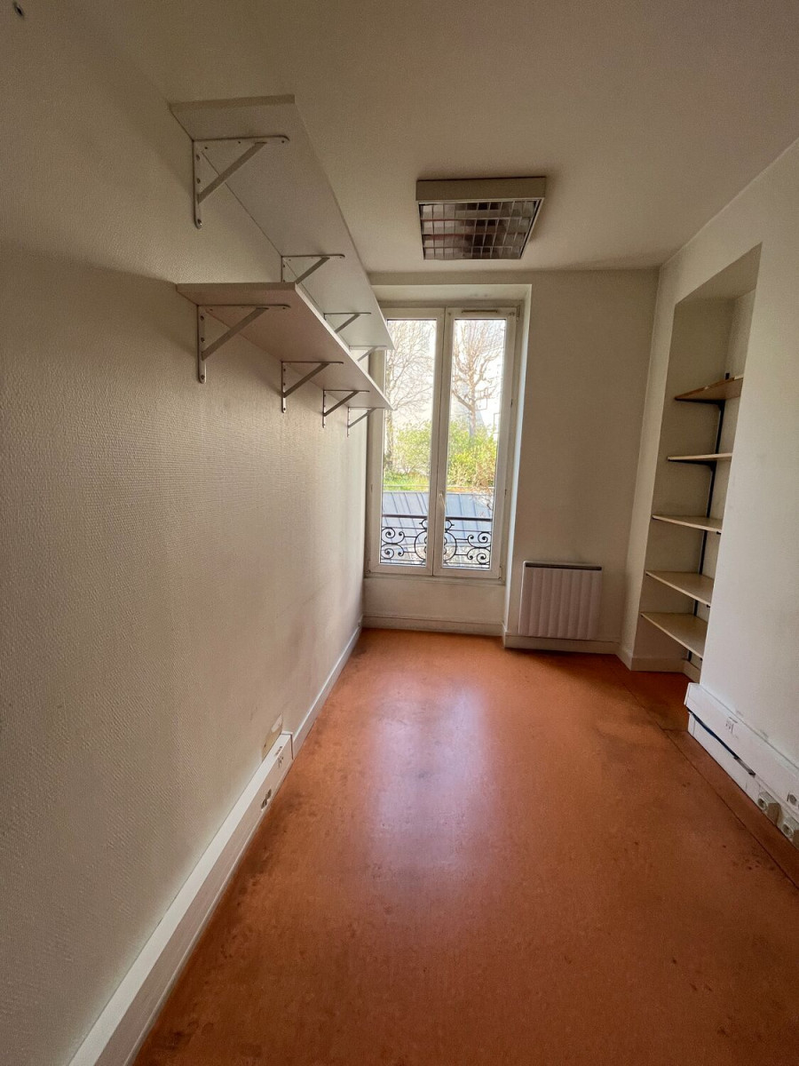 
                                                Location
                                                 Location Bureaux Paris 75009