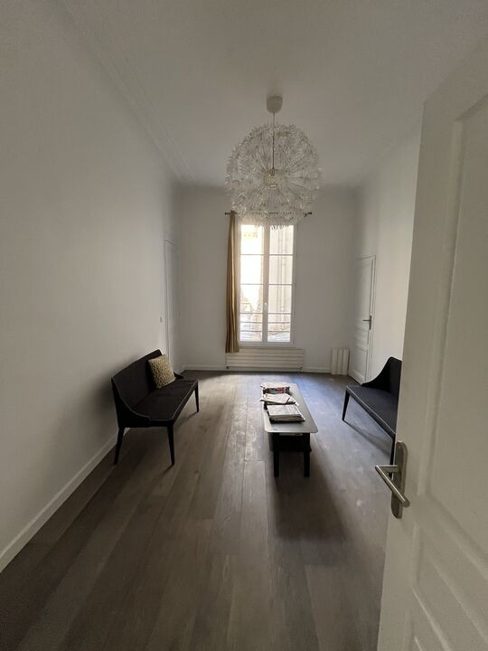 
                                                Location
                                                 Location Bureaux Paris 75009