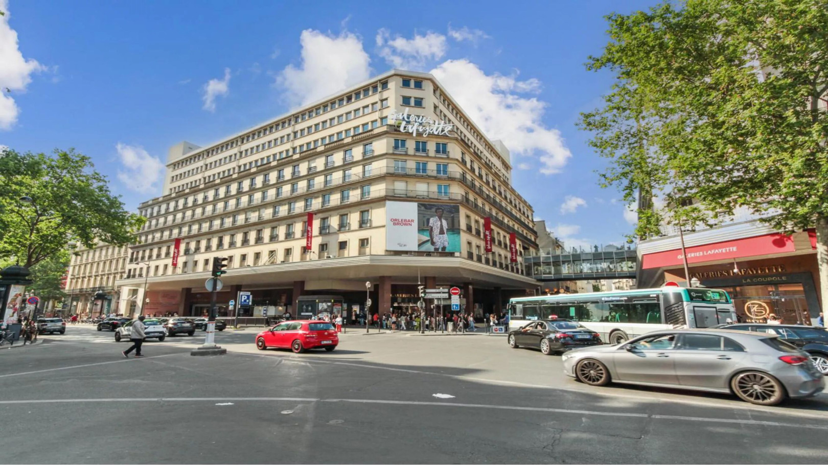 
                                                Location
                                                 Location Bureaux Paris 75009