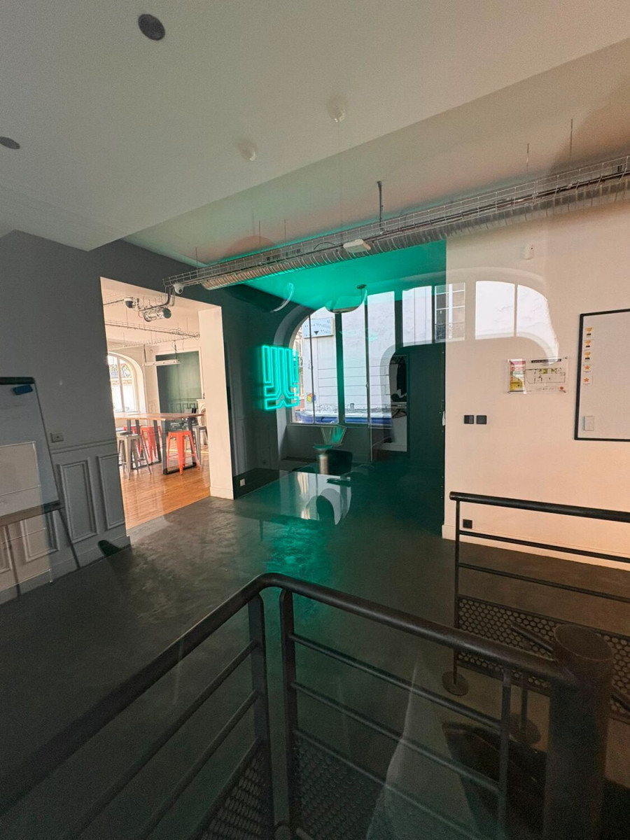
                                                Location
                                                 Location Bureaux Paris 75009