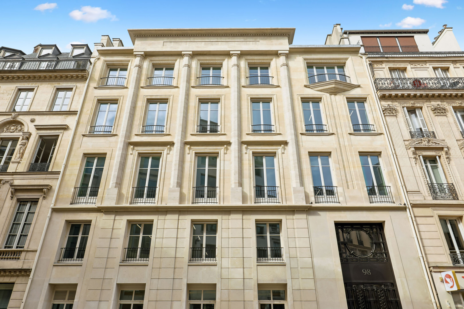 
                                                Location
                                                 Location Bureaux Paris 75009