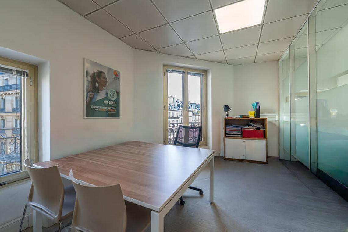 
                                                Location
                                                 Location Bureaux Paris 75009