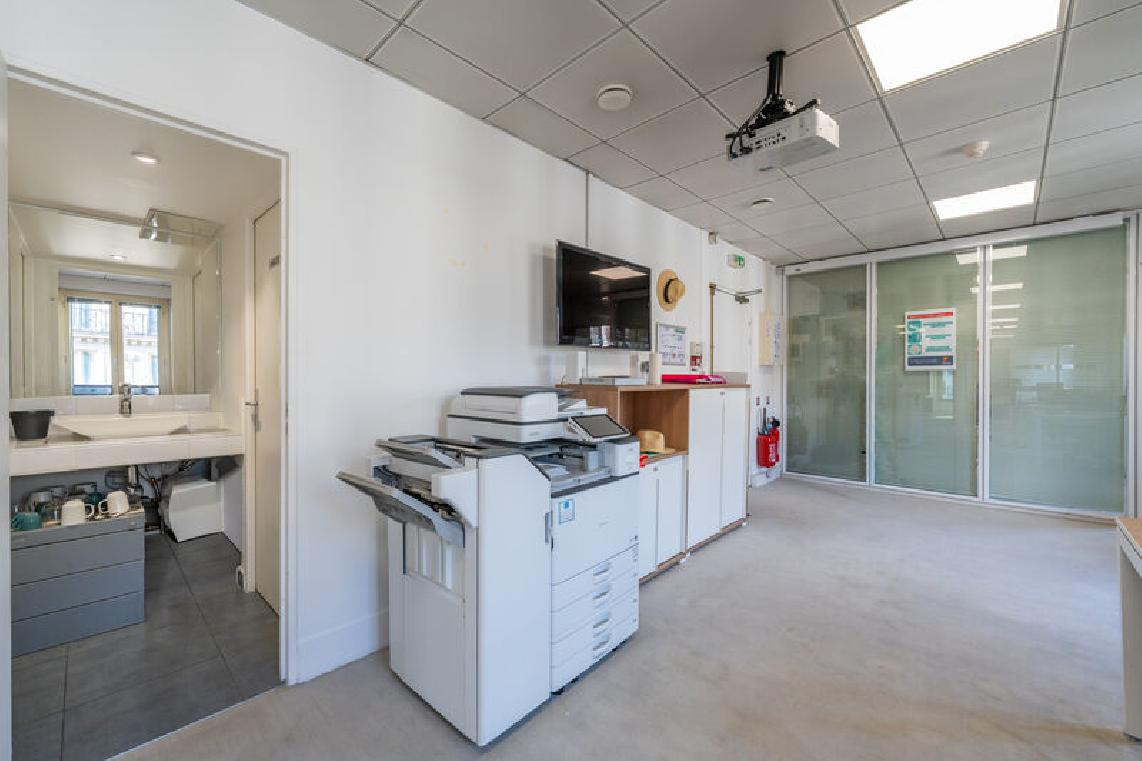 
                                                Location
                                                 Location Bureaux Paris 75009