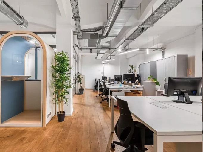 
                                                Location
                                                 Location Bureaux Paris 75010