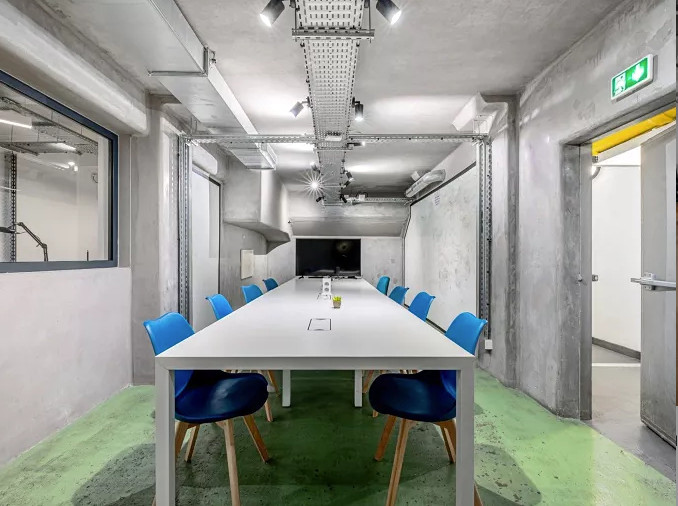 
                                                Location
                                                 Location Bureaux Paris 75010