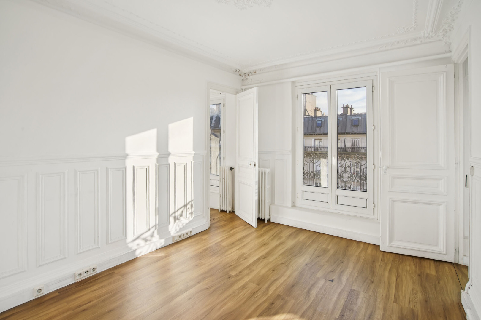 
                                                Location
                                                 Location Bureaux Paris 75010