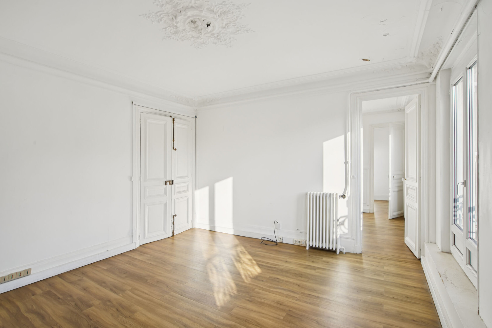 
                                                Location
                                                 Location Bureaux Paris 75010