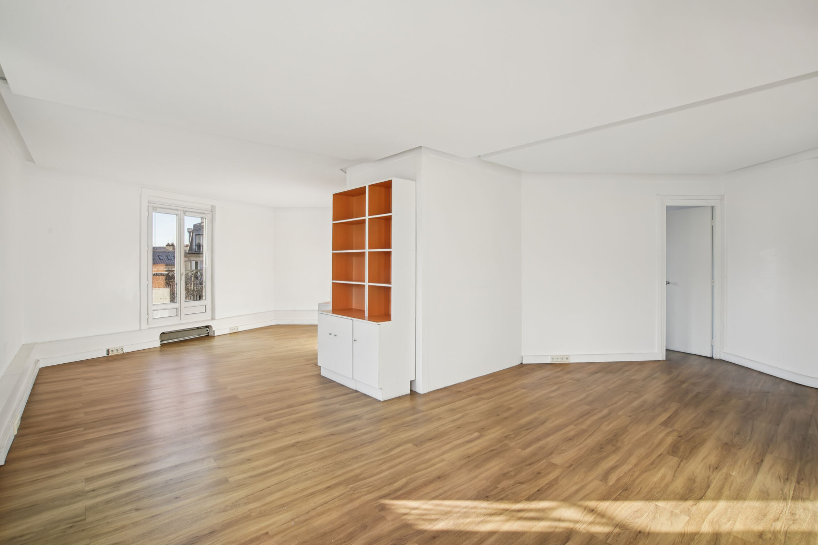 
                                                Location
                                                 Location Bureaux Paris 75010